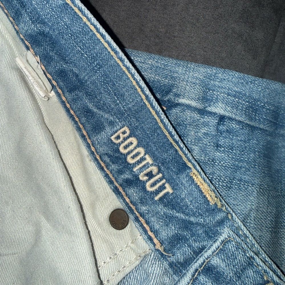 American Eagle Outfitters Premium  Light Blue Relaxed Bootcut Men's Jeans 34 - Picture 5 of 10